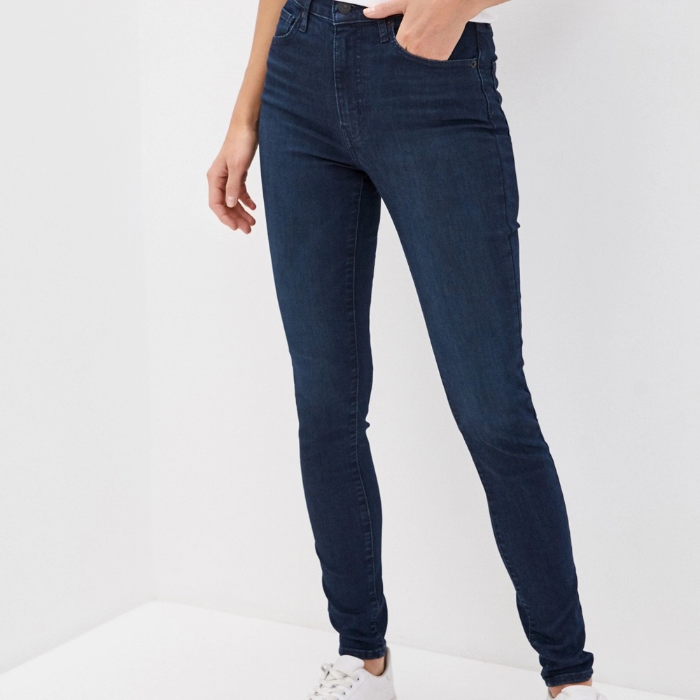 Levi’s Mile High Super Skinny Jeans
